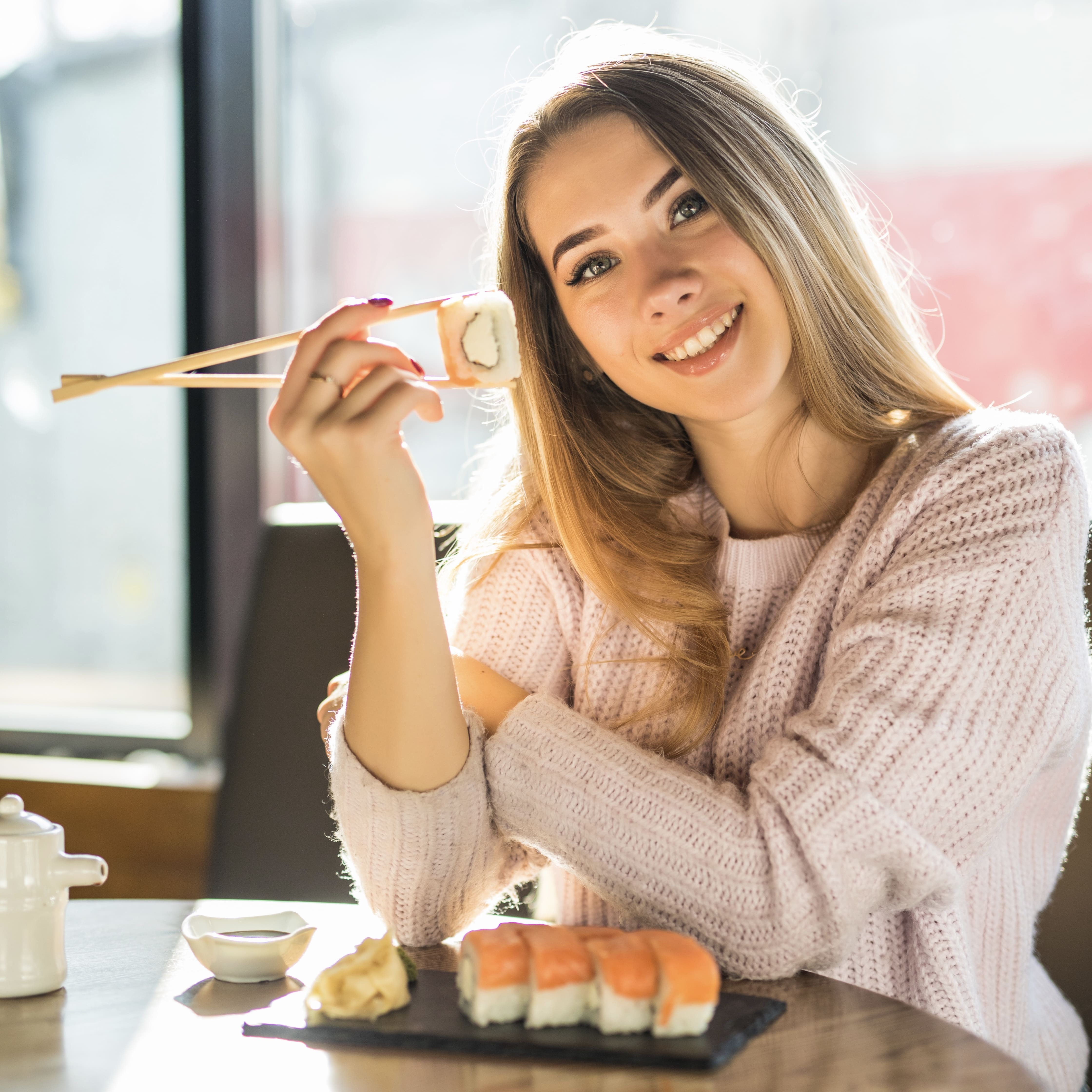 Чи можна суші вагітним? Розбираємось, що безпечно, а що ні 🤰🍣