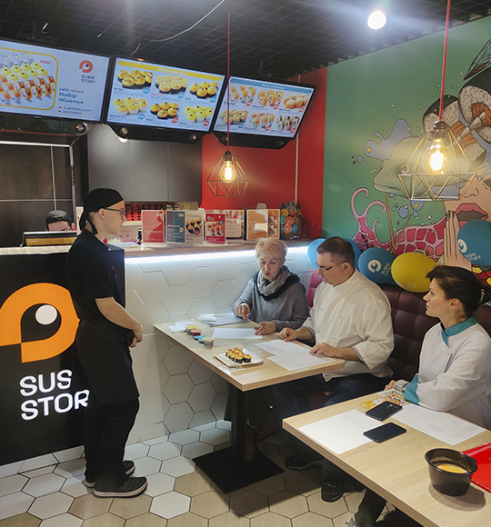 Команду Sushi Story об’єднує любов до своєї справи та прагнення щодня покращувати свої навички!